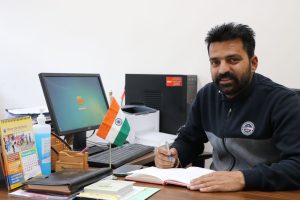 Dr. Vikrant Bhardwaj